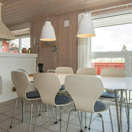 Three-bedroom Holiday In Henne 2 Henne Strand